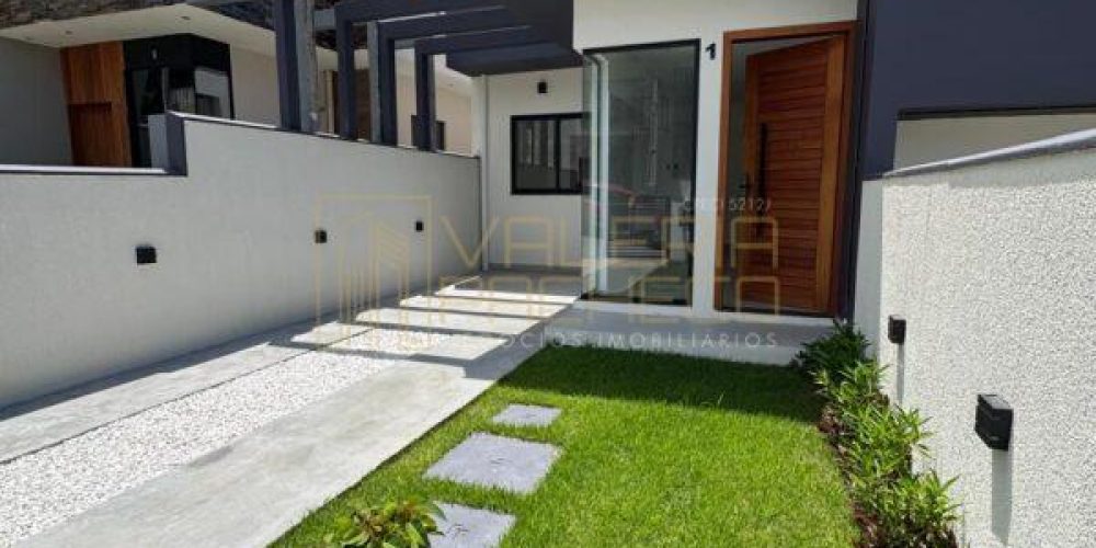 01-casa-moderna-com-suite-amplo-terreno-e-espaco-para-piscina