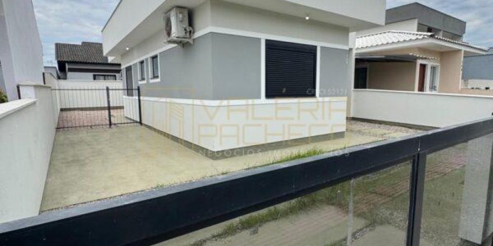 02-Casa-com-3-dormitórios-e-suíte-no-Vale-Verde