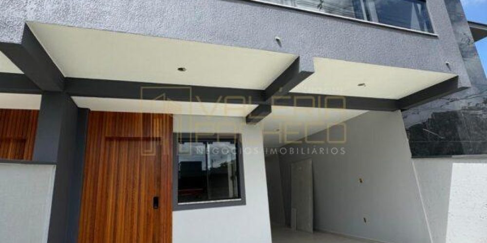 03-Sobrado-de-Alto-Padrão-à-Venda-no-Residencial-Caroline