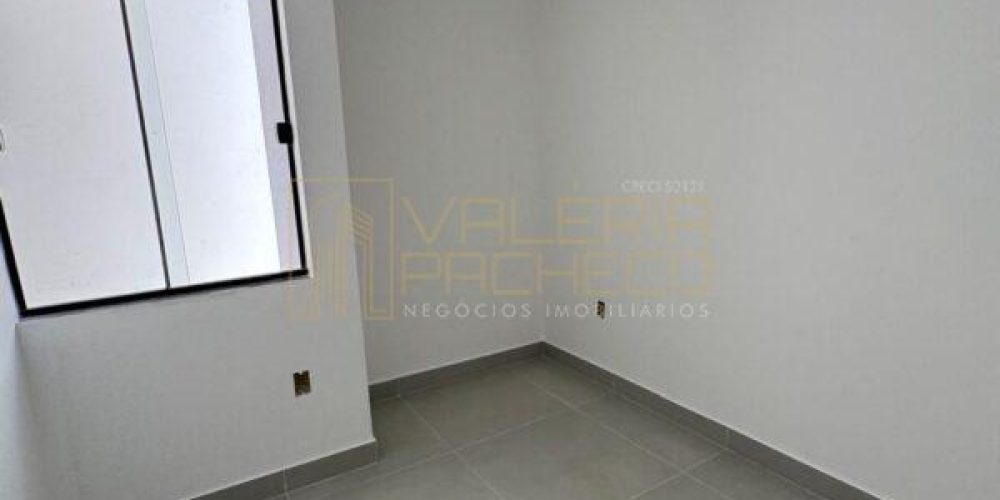06-casa-moderna-com-suite-amplo-terreno-e-espaco-para-piscina