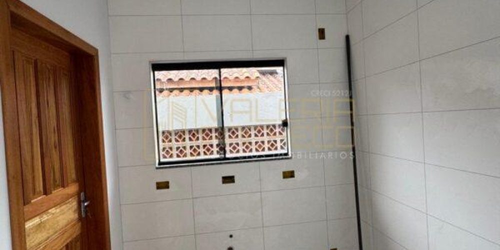 07-CASA-COM-PASSAGEM-LATERAL-BARRA-ARIRIÚ