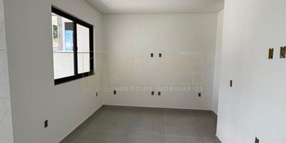 07-casa-moderna-com-suite-amplo-terreno-e-espaco-para-piscina