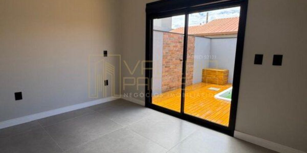 08-Residência-de- Alto-Padrão-com- Piscina-no-Villa- Toscana