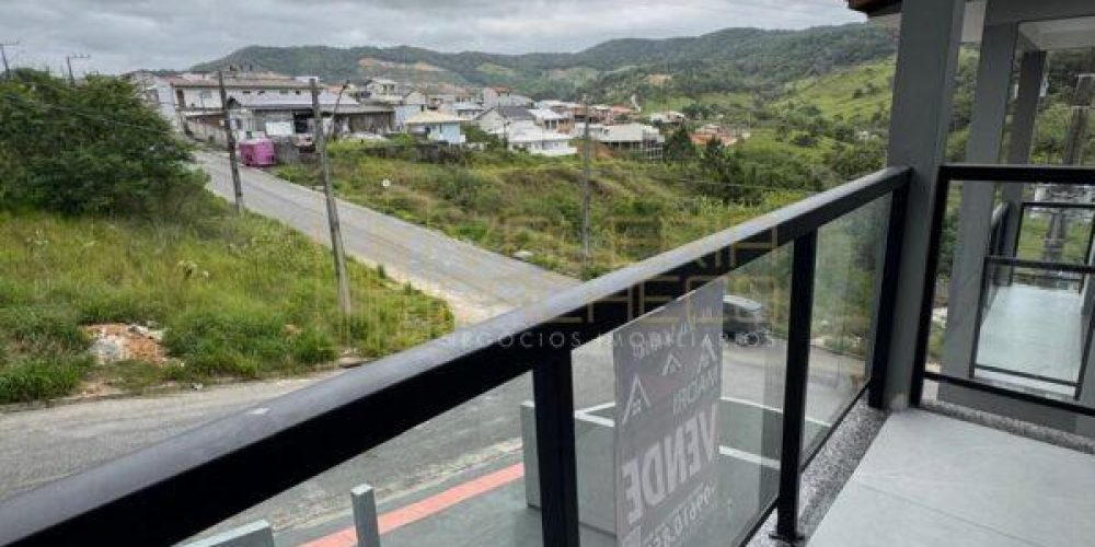 09-SOBRADO-MEIO-JARDINS-3