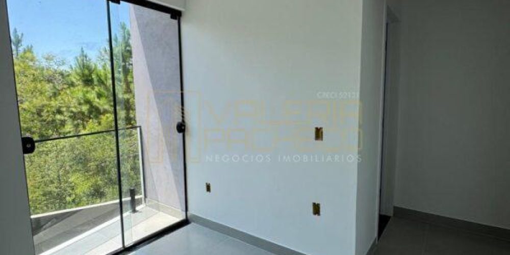 10-casa-moderna-com-suite-amplo-terreno-e-espaco-para-piscina
