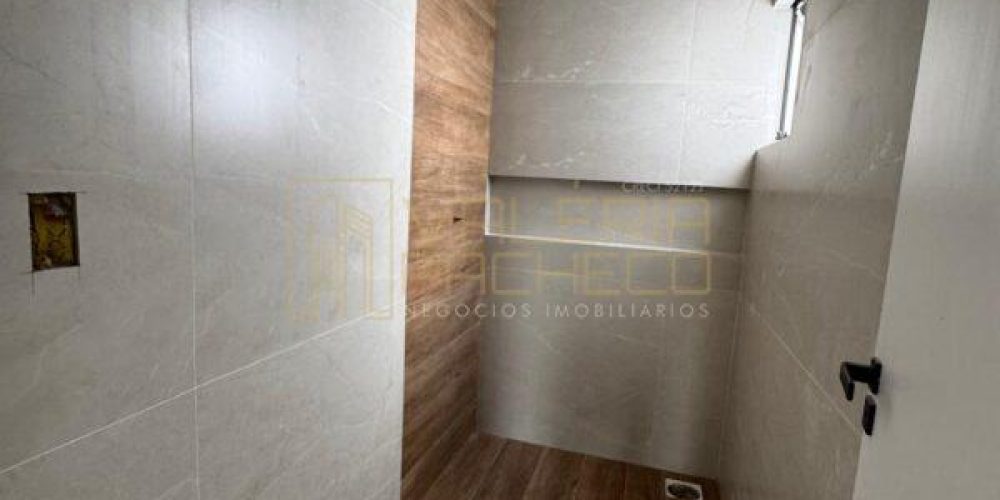12-Sobrado-de-Alto-Padrão-à-Venda-no-Residencial-Caroline