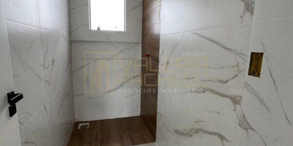 14-Sobrado-de-Alto-Padrão-à-Venda-no-Residencial-Caroline