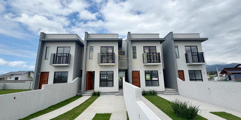 Duplex-com-amplo-quintal-na-Guarda-do-Tabuleiro-01