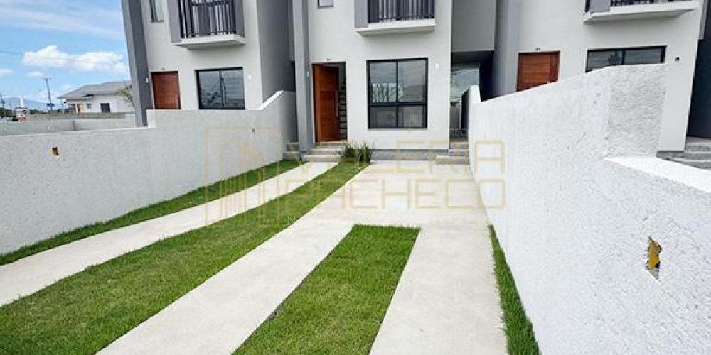 Duplex-com-amplo-quintal-na-Guarda-do-Tabuleiro-02