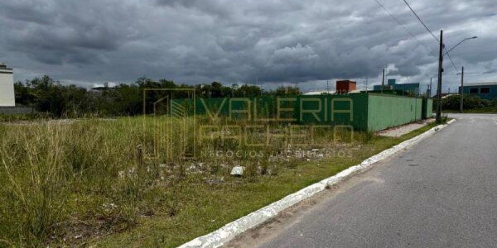 Terrenos à Venda Excelente Oportunidade de Investimento em Palhoça 02